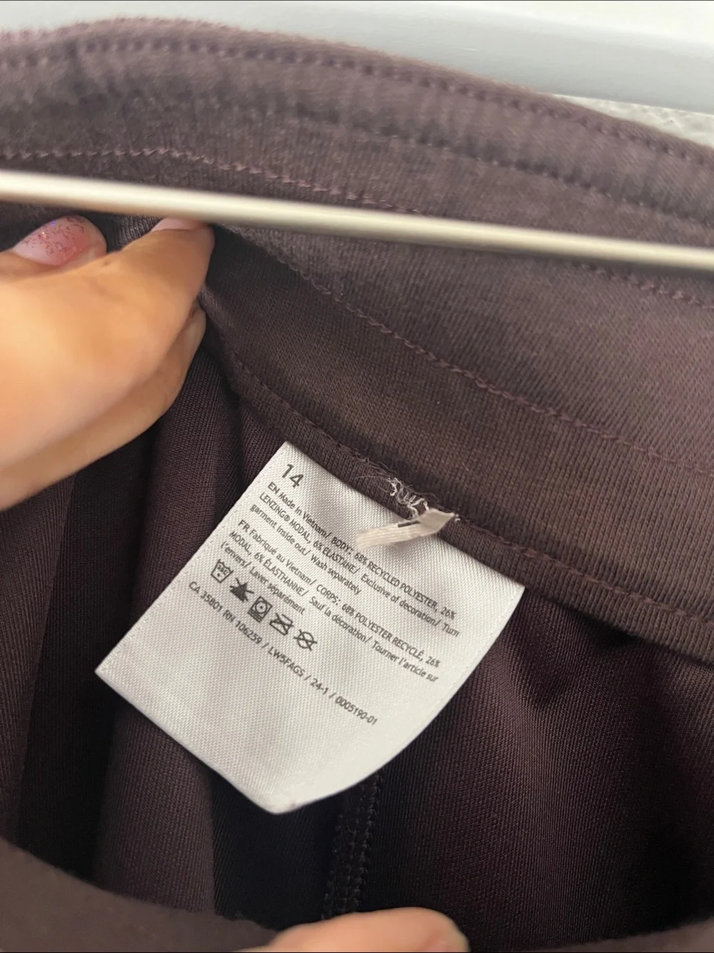 Lululemon Ribbed Softstreme MR Pant 32”, Espresso, Size 14